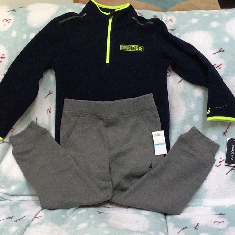 Nautica 2-pc Boy’s Sz 5 Fleece Set